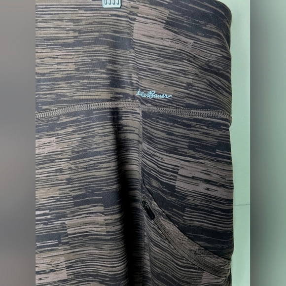 Women's Eddie Bauer Traverse Trail Hi Rise Leggings, Size 2XL - Picture 3 of 4